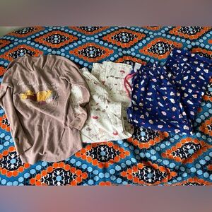 Disney Women’s Pajamas 1 set Winnie the Pooh & 1 Pair flannel seven dwarfs pants